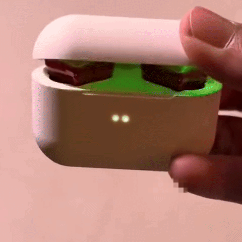 Love -Hjärtformade LED-earbuds.